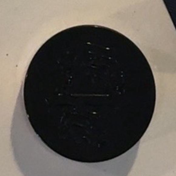 KVD BEAUTY LOVK IT SETTING POWDER IN TRANSLUCENT. NEW. - Picture 4 of 4